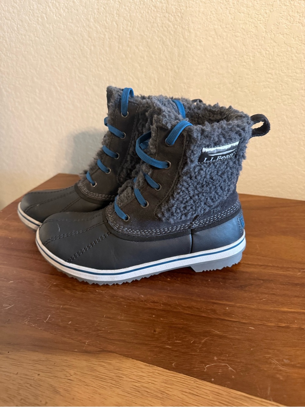 LLBean Women’s Winter Boots Primaloft Waterproof Sz 7